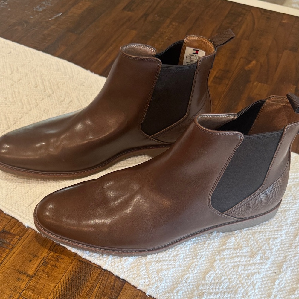 Men's Tommy Hilfiger Brown Leather Chelsea Boots Size 13